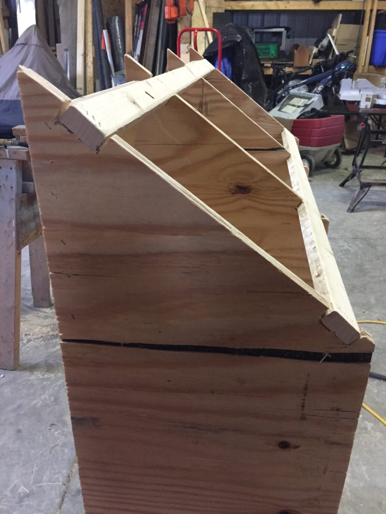 Egg Roll Nesting Box